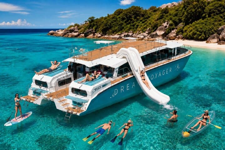 Phuket: Phi Phi, Bamboo & Maiton Speed Catamaran Tour