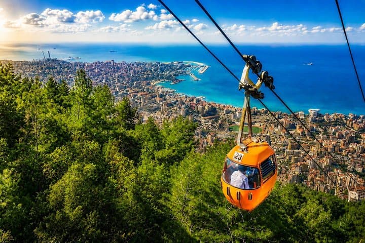 Small Group Tour: Jeita Grotto, Harissa, Byblos with Hotel Pickup