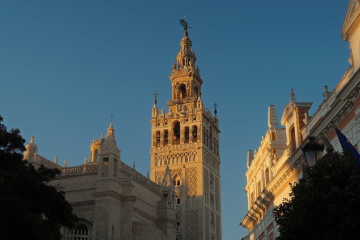 Walking Tour of Seville Cathedral with Guide