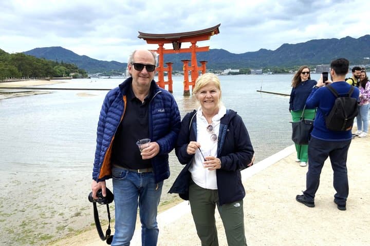 Private Shore from Hiroshoma port : Hiroshima & Miyajima Island