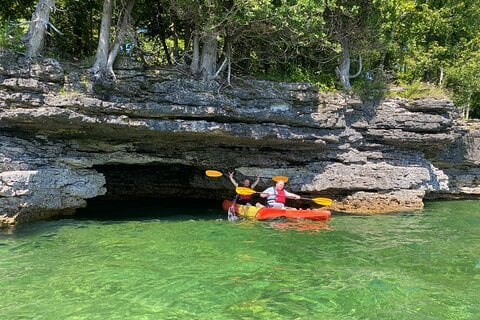 Green Bay & Door County - Cave Point Kayak Tour