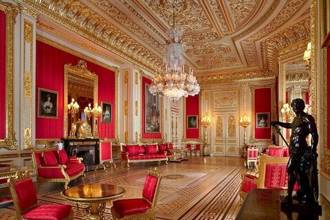 Windsor & Eton - Windsor Castle Half Day Trip from London by Luxury Coach