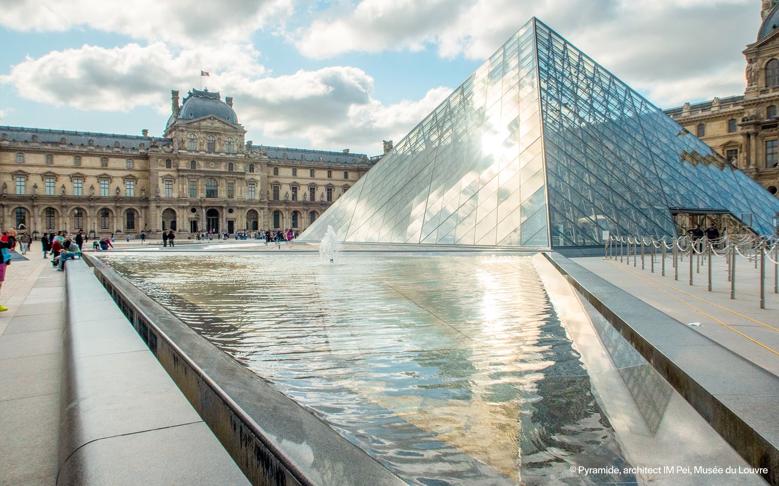 Louvre Museum Reserved Access With Assisted Entry