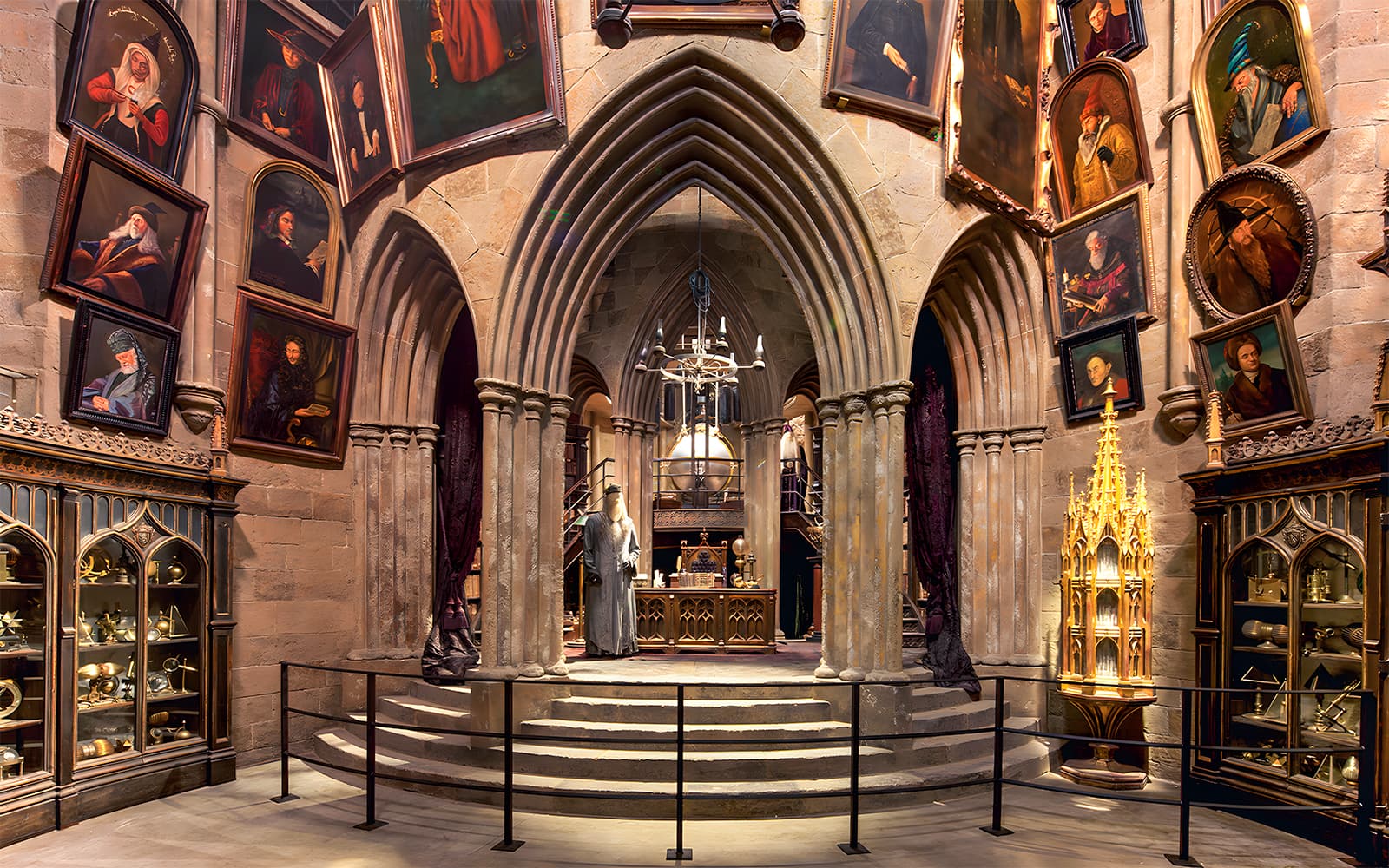 From London: Harry Potter™ Warner Bros. Studio Tour with Day Trip to Oxford