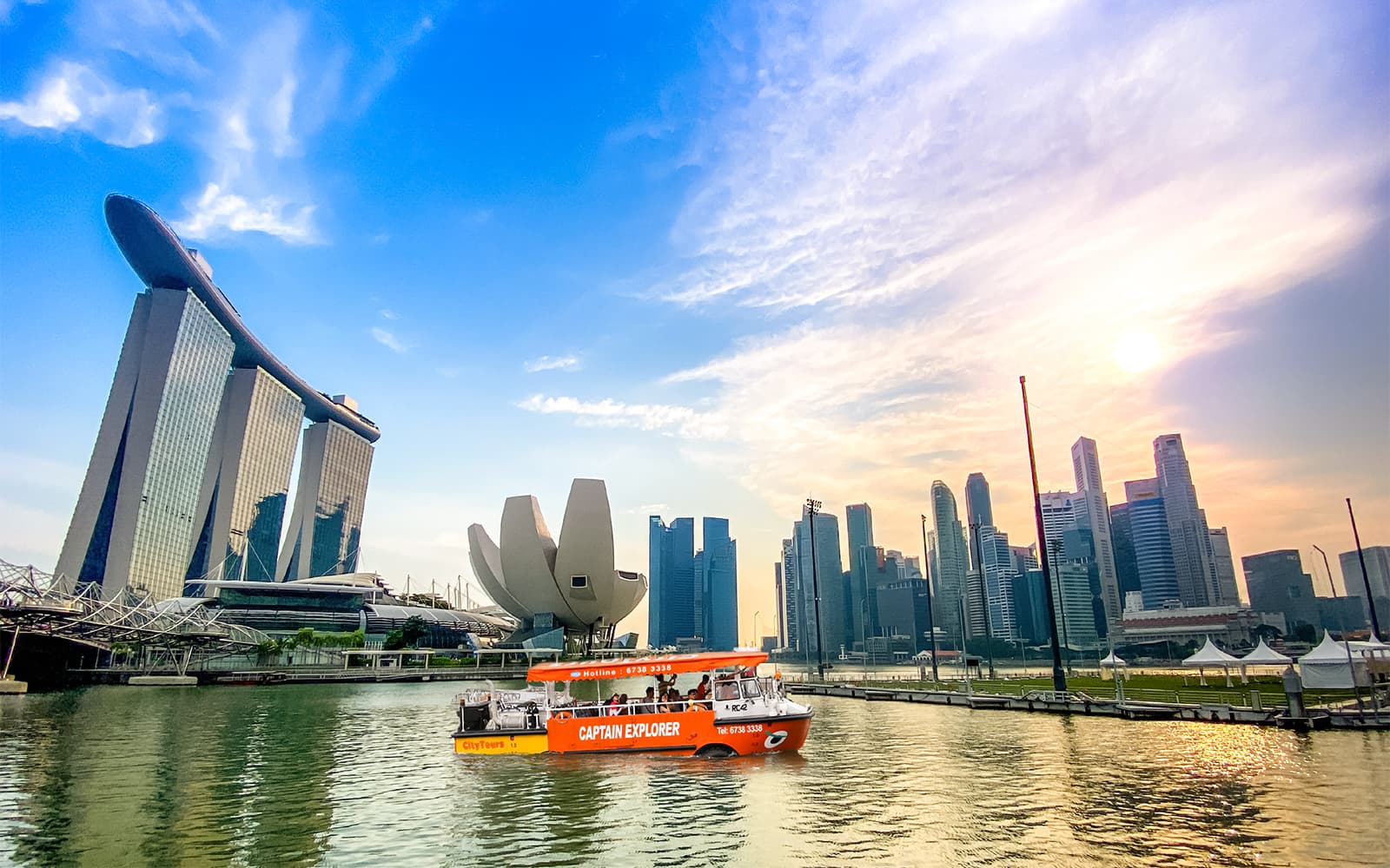 1-hour Singapore Guided Captain Explorer DUKW® Tour