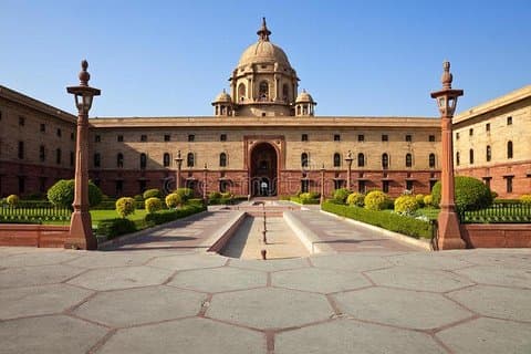 Agra-Delhi transfer med Delhi tour