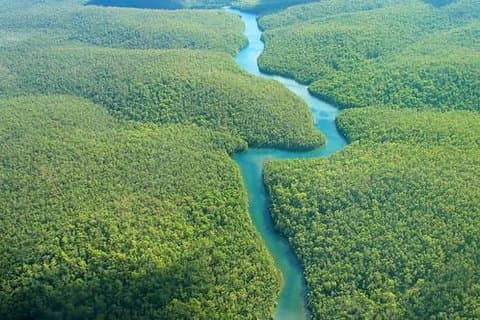 Iquitos Trasferimento dall'aeroporto agli hotel