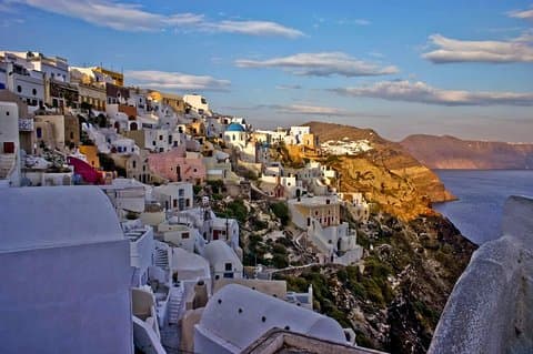 Santorini Shore Excursion: Privat rundtur i Oia, Fira och Akrotiri Utgrävning