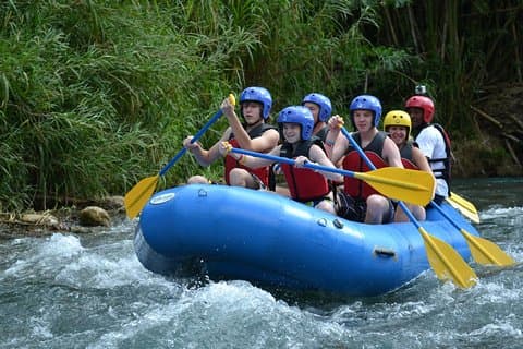 Ocho Rios Shore Excursion: River Rafting and Beach Adventure