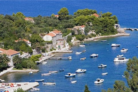 Privat tur: Dubrovnik Sunset Cruise med Jeanneau Cap Camarat 7,5 WA