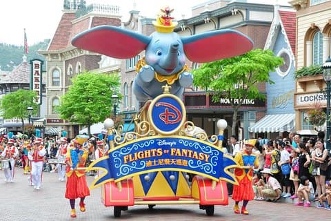 Hong Kong 5-Day Tour Including Disneyland and Ngong Ping Cable Car