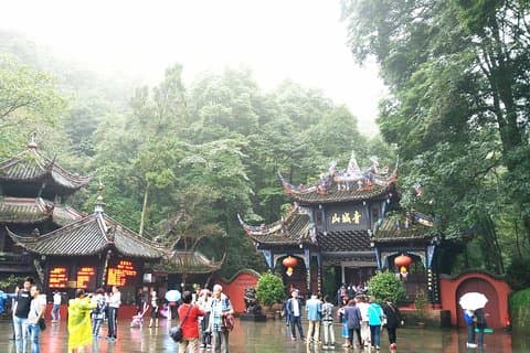 Chengdu-dagtour door het irrigatiesysteem van Dujiangyan en de berg Qingcheng