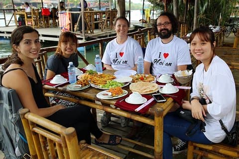 Hoi An cooking class - group tour