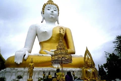 Wiang Kum Kam og Wat Phra That Doi Suthep Private Tour
