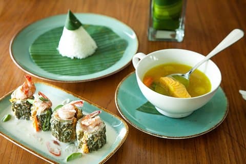 Seminyak forhøyet mattur