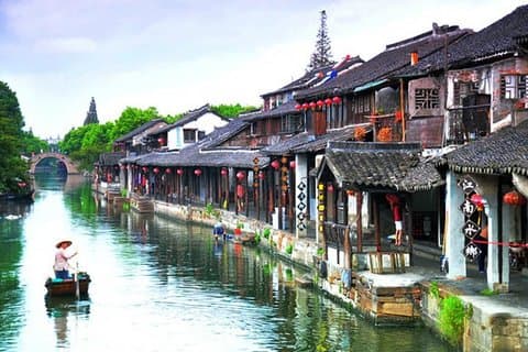 Fengjing Ancient Water Town Private Tour med Eco Farm Visit fra Shanghai