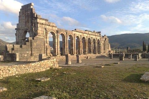 Viagem privada de um dia de Fez a Volubilis e Meknes (sem compras)