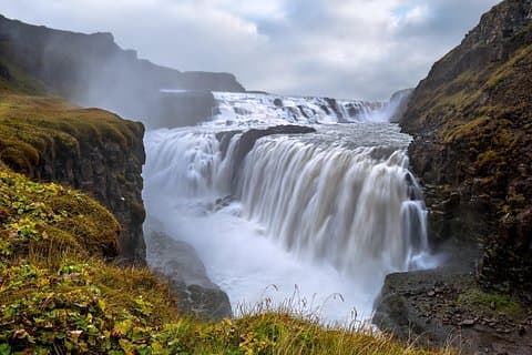 Excursion d'une journée au Cercle d'or en mini bus au départ de Reykjavik avec la ferme de tomates Fridheimar