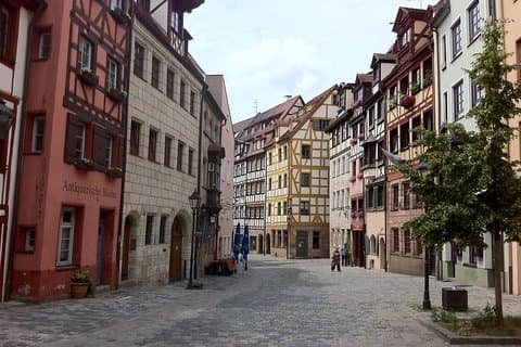 Privat transfer : Nürnberg City Center til Nürnberg Harbor