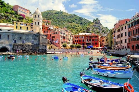 Excursion guidée aux Cinque Terre en monospace et en ferry au départ de La Spezia