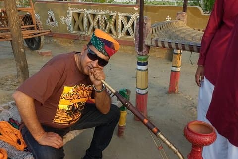 Dagstur till Chokhi Dhani vid Sonipat