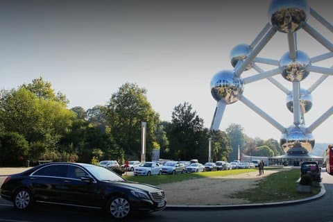 Privat ankomstoverførsel fra Bruxelles Lufthavn eller by til Antwerpen med erhvervsbil
