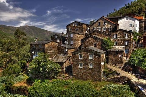 Tour dei villaggi storici portoghesi di un'intera giornata