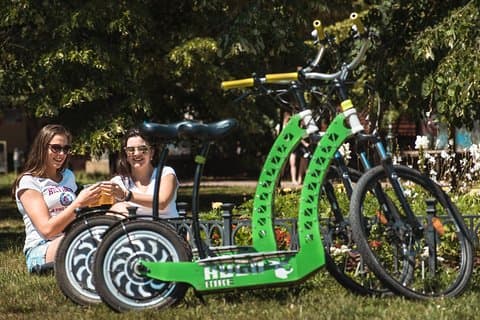 Rent your E-Scooter Hugo Bike in Prague!