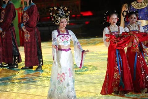 One Day Terracotta Warriors og Everlasting Sorrow Performance Tour