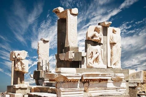 Kusadasi Shore Excursion: Ephesus Sightseeing Tour with Lunch