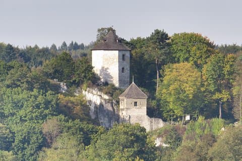 Från Krakow: Ojcow National Park och Pieskowa Skala Castle