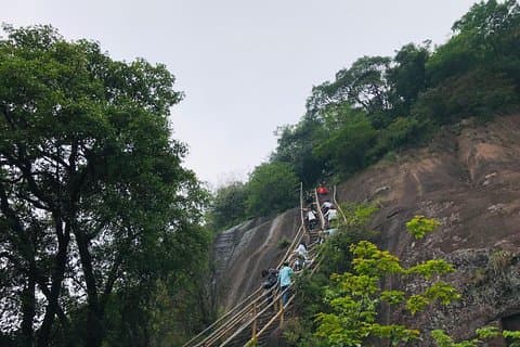 2-Day Danxia Mountain & Nanhua Temple Private Tour From Shenzhen By Bullet Train