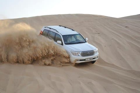 VIP Desert Safari Dubai con Quad Bike Drive e pick-up e rientro dall'hotel