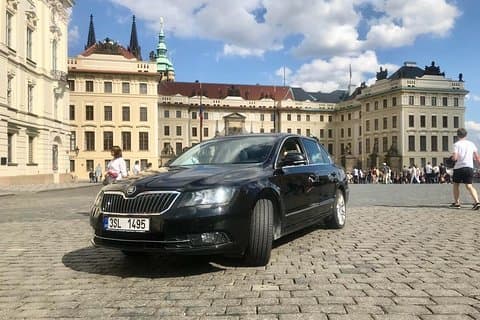 Privat transfer från Prag till Bratislava för max 4 personer