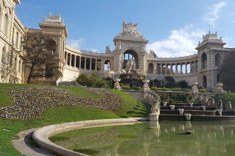 Privat Marseille City Tour och Privat transfer till någon adress i Marseille inklusive flygplatsen