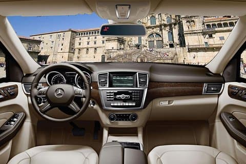 Santiago de Compostela Private Transfer from SCQ Airport to City centre