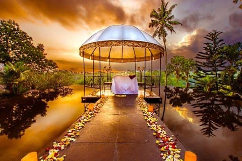 Infinity Amore Romantic Dining i Ubud