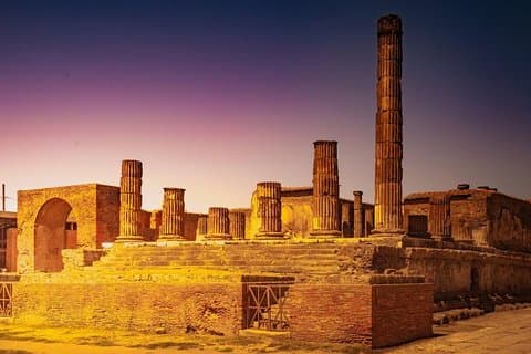 Scopri le antiche rovine di Pompei: gita giornaliera da Roma
