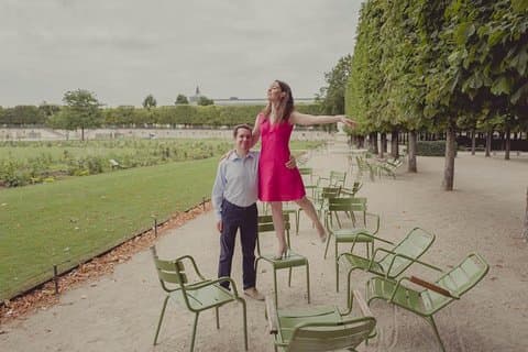 Private Fotosession mit einem lokalen Fotografen in Versailles