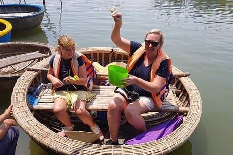 Tour della campagna di Hoi An, canottaggio, giro a Buffalo, agricoltura con contadino locale
