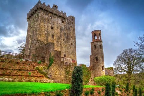 Tredagers togreise til Cork, Blarney Castle, Ring of Kerry og Cliffs of Moher