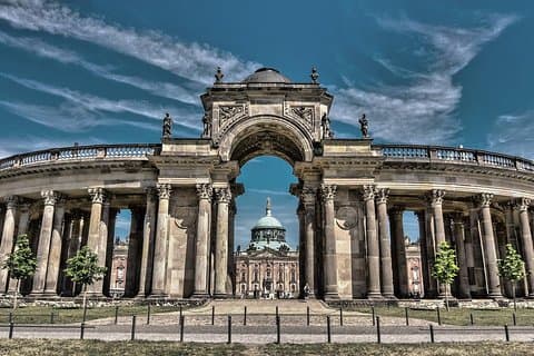 Trasferimento da Berlino a Monaco: gita di un giorno privata con 2 ore per la visita della città
