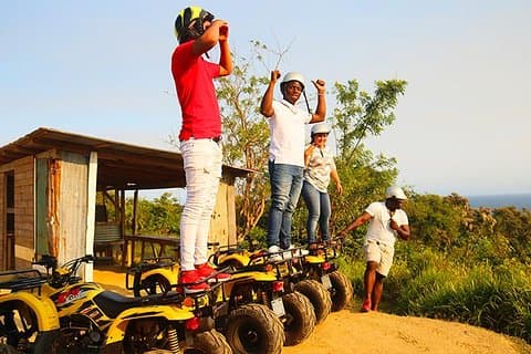 Roatan 4x4 ATV East End Sightseeing Aventura