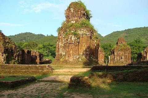 Privat bil overførsel fra Da Nang til Min søn til Marmor Mountain (rundtur)