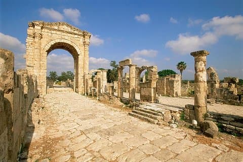 Private Sidon, Tyre & Maghdouche Day Tour from Beirut