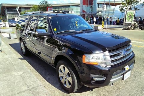 Trasferimento privato, Langley, BC a Vancouver International Airport-VIP SUV