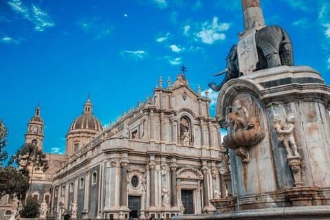 Ontdek Catania vanuit fantastische gezichtspunten met uw persoonlijke fotograaf