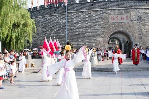 Private Day Tour to Confucius Home Town Qufu By Bullet Train from Beijing