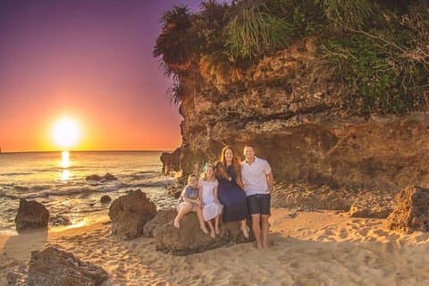 Séance photo privée avec un photographe local à Okinawa
