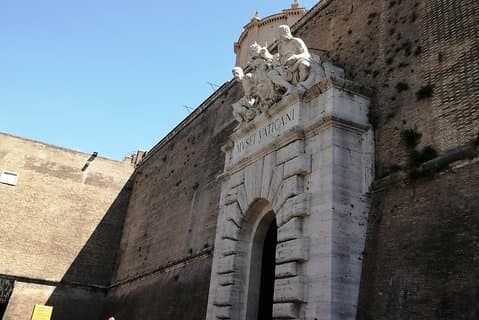 Vatikanmuseerna, Sixtinska kapellet och basilikan Rundtur utan linje